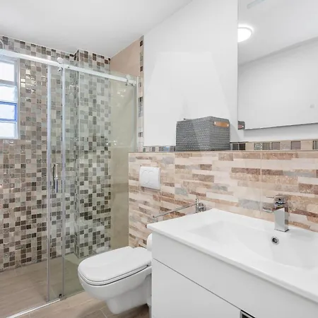 Sonrisa بيت للعطل تورّيفيِخا