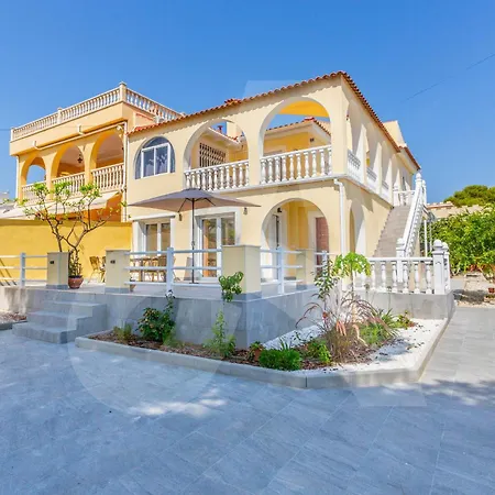 Sonrisa بيت للعطل *